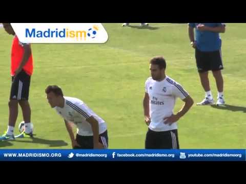 Real Madrid First Training with Carlo Ancelotti (Complete) HD  /  Real Madrid Entrenamiento Completo