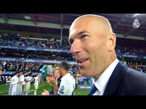 Zidane congratulates the players for UEFA Super Cup win